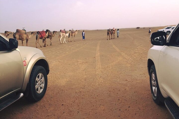 3-tägige Gruppentour von Errachidia zum Luxus-Wüstencamp Merzouga