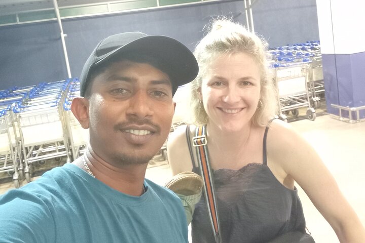 Traslados desde el Aeropuerto de Colombo a cualquier ciudad Srilanka