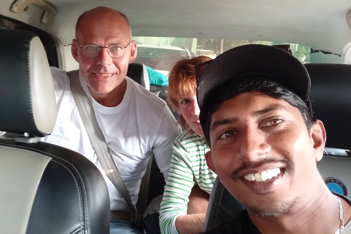 Traslados desde el Aeropuerto de Colombo a cualquier ciudad Srilanka