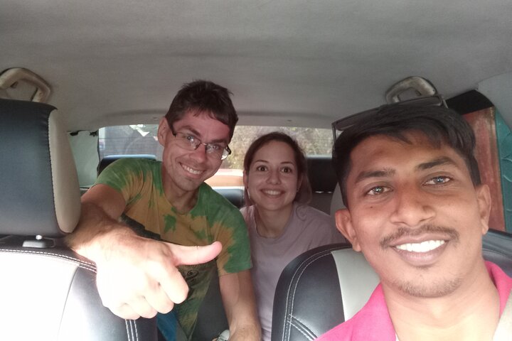 Traslados desde el Aeropuerto de Colombo a cualquier ciudad Srilanka