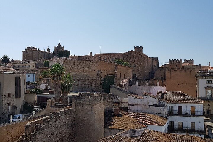 Patrimonio Medieval de Cáceres - Casco Antiguo, Catedral y Palacio Carvajal
