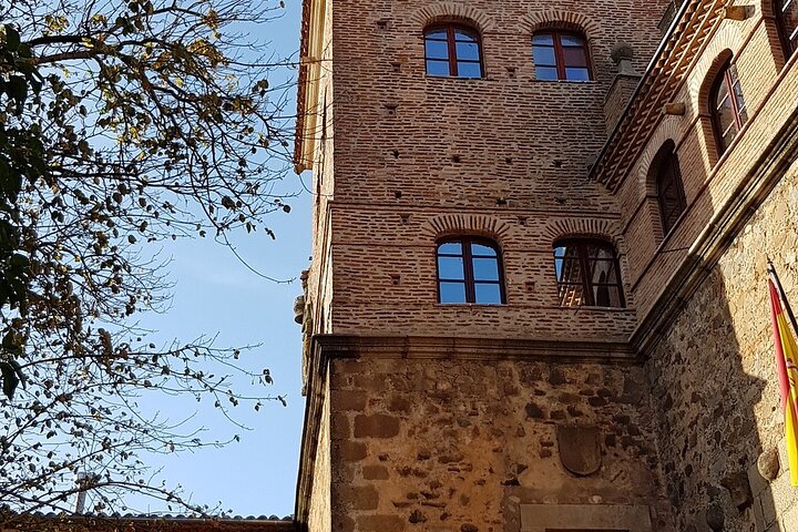 Patrimonio Medieval de Cáceres - Casco Antiguo, Catedral y Palacio Carvajal