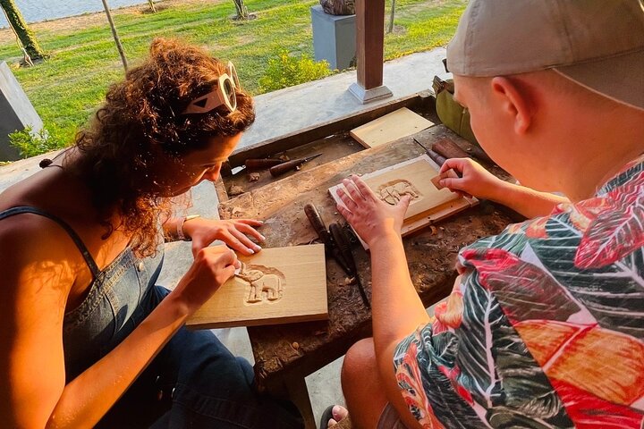 Hoi An Carvão de Madeira: Crie sua madeira de arte com mestre artesão