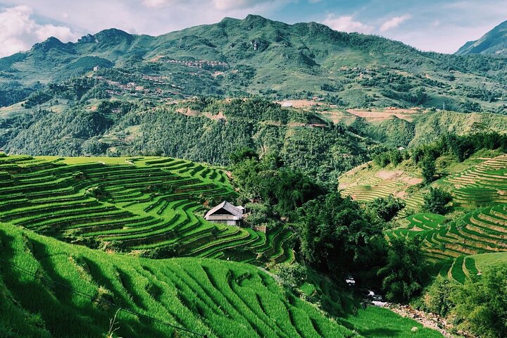 Privétour van een hele dag in Sapa met de auto