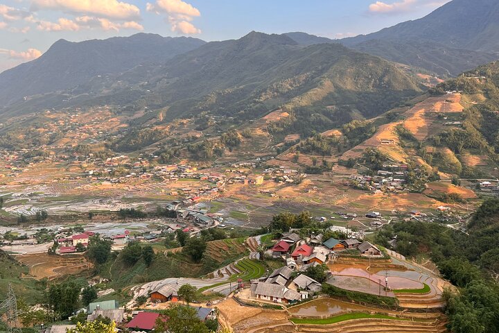 Privétour van een hele dag in Sapa met de auto