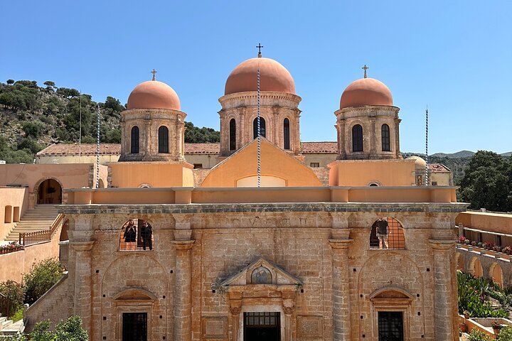 Vanuit Rethymno Privétour: Chania-Heilige Drievuldigheid-Olijfoliefabriek