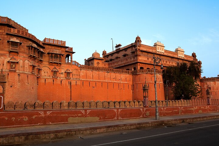 Rutas patrimoniales y culturales de Bikaner (visita guiada a pie de 2 horas)