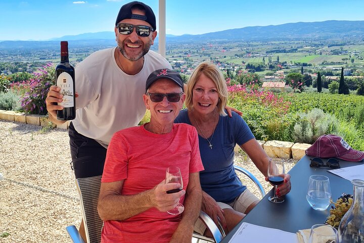 Spello E-bike og vin tur med naturskjønne vingård lunsj