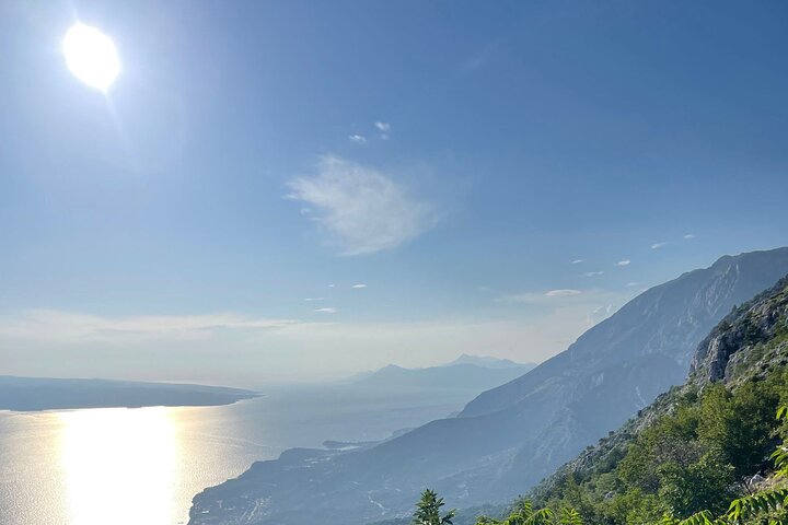 Makarska: Skywalk Tour med en Tuk Tuk - Skip the line billett