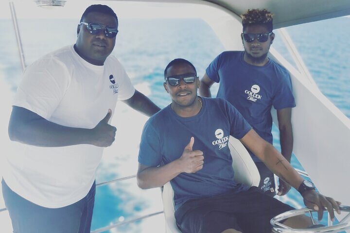 Whale Dream ltd - Whales watching and swim with dolphins