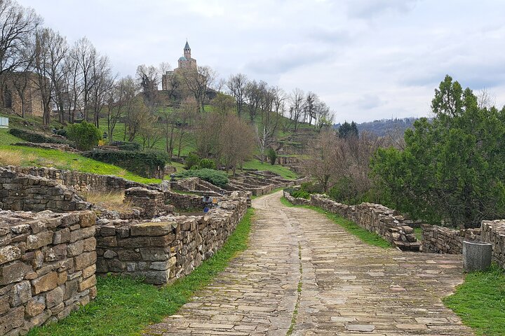 Veliko Tarnovo en Arbanasi-dagtour vanuit Sofia met ophaalservice