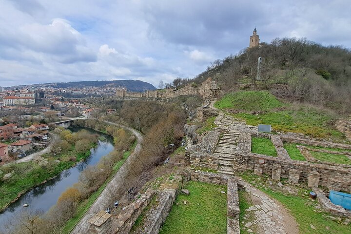 Veliko Tarnovo en Arbanasi-dagtour vanuit Sofia met ophaalservice