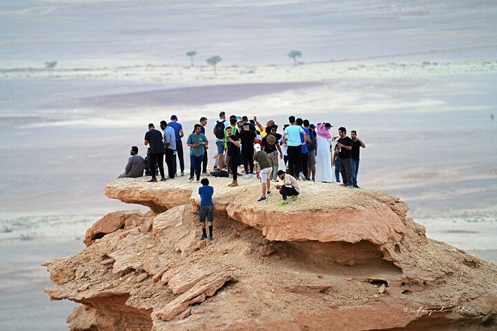 Edge of the World Riyadh Tour with Camel Ride & Dinner
