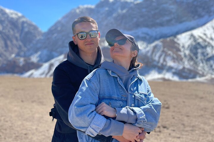 Ganztägige Gruppentour zum Pamir Alay Gebirge