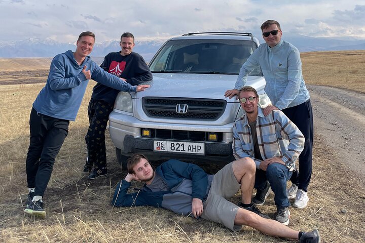 Ganztägige Gruppentour zum Pamir Alay Gebirge