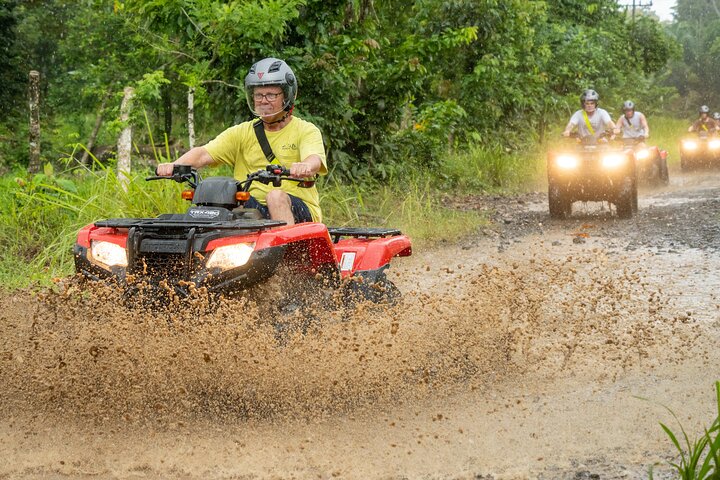 Manuel Antonio: visite en VTT hors route de la forêt tropicale et des cascades