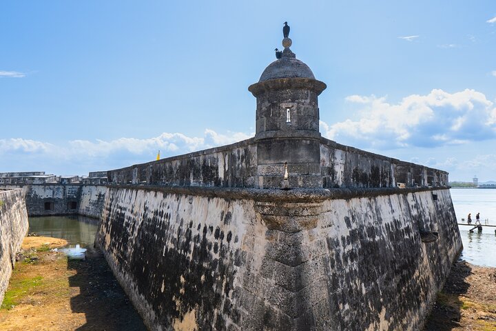Tour de dia inteiro por 5 lugares imperdíveis nas Ilhas Rosário