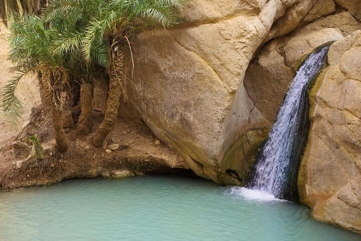 Tour in Berbers and Travellers Twelve and Tozeur in 2 days