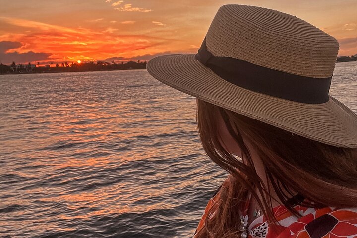 Schilderachtige Hakuna Matata zonsondergang cruise in West Palm Beach