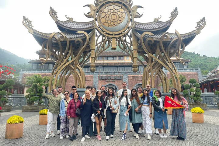 Visite d'une journée complète en petit groupe du Golden Bridge et des collines de Ba Na