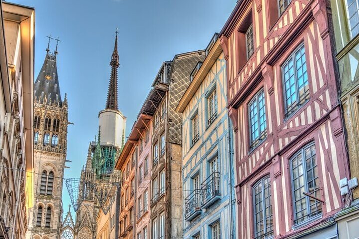 Recorrido a pie con guía por las atracciones imprescindibles de Rouen