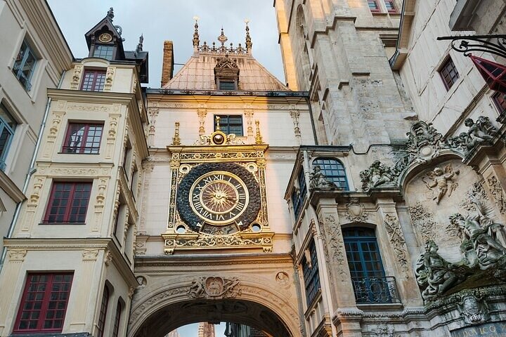 Recorrido a pie con guía por las atracciones imprescindibles de Rouen