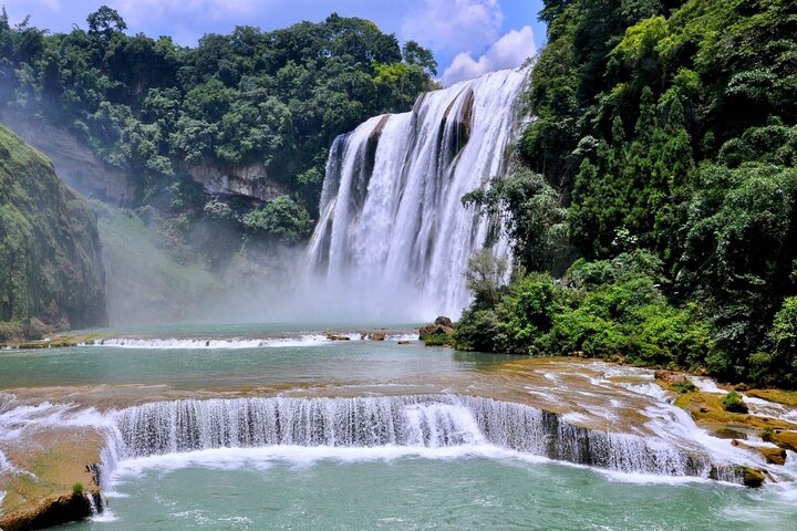 Private Tour zum Wasserfall Guiyang Huangguoshu mit Mittagessen