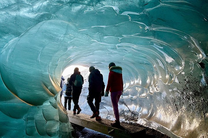 Desde Reikiavik: excursión de un día a la cueva de hielo de Katla y la costa sur
