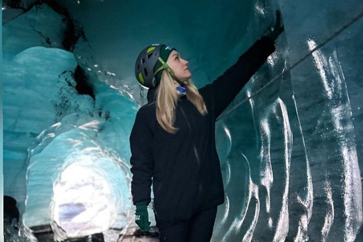 Desde Reikiavik: excursión de un día a la cueva de hielo de Katla y la costa sur