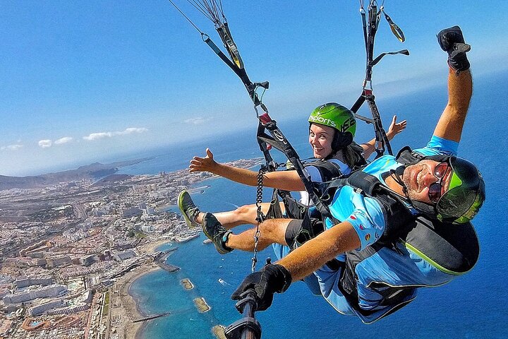 Bronze Tandem Paragliding Voo no Sul de Tenerife com Pick-up