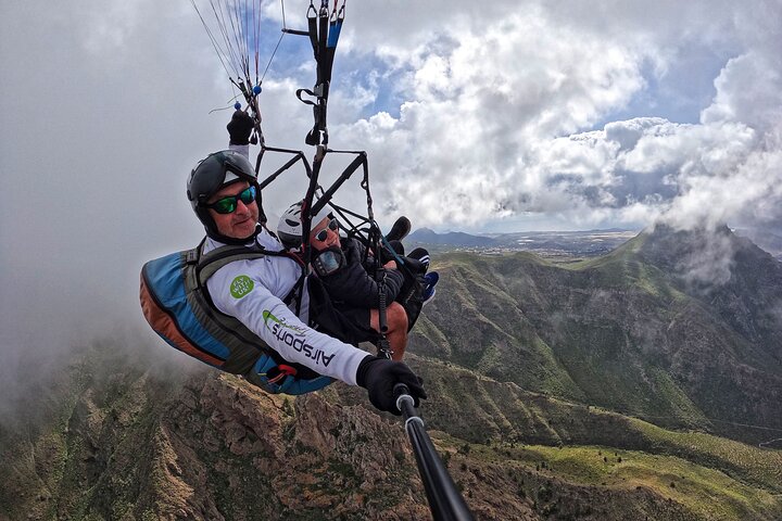 Bronze Tandem Paragliding Voo no Sul de Tenerife com Pick-up