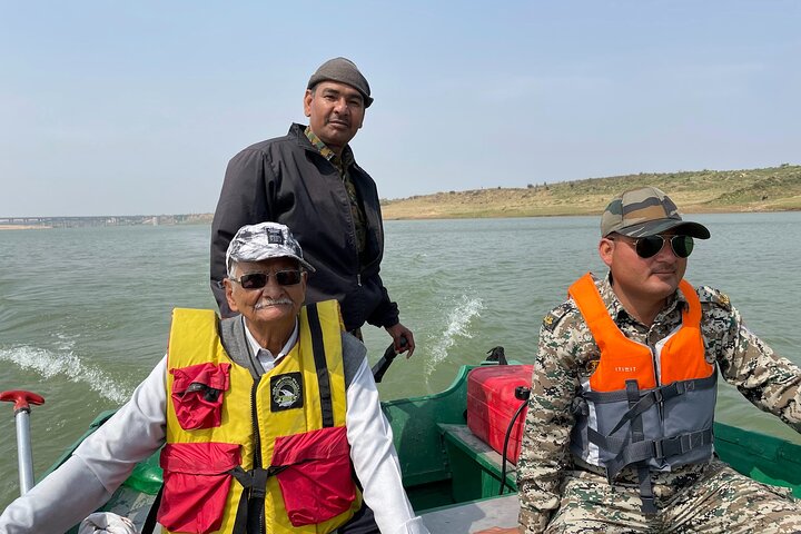 Excursão de dia inteiro ao Alligator Eco Park em Morena saindo de Gwalior