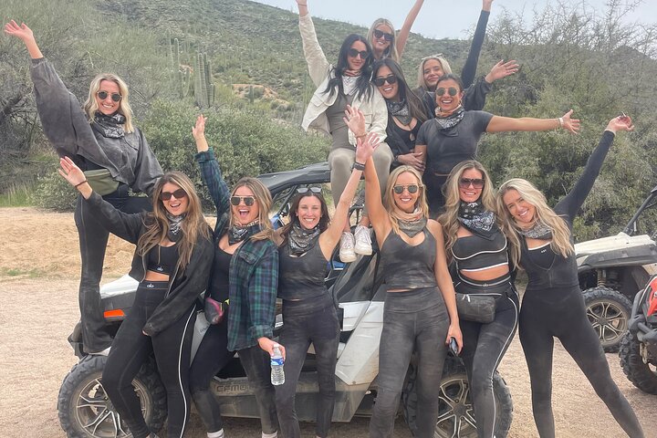 Tour guidé en ATV ou UTV au coucher du soleil pour 2 personnes hors route à Scottsdale