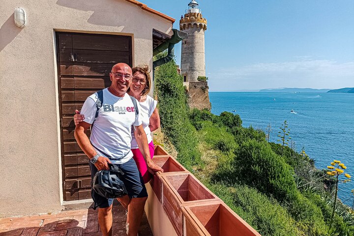 Experiência de bicicleta elétrica • Passeio por Portoferraio de bicicleta elétrica