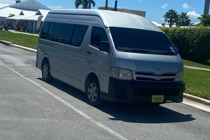 Traslado SUV de lujo desde el aeropuerto, puerto de cruceros, llave de celebración
