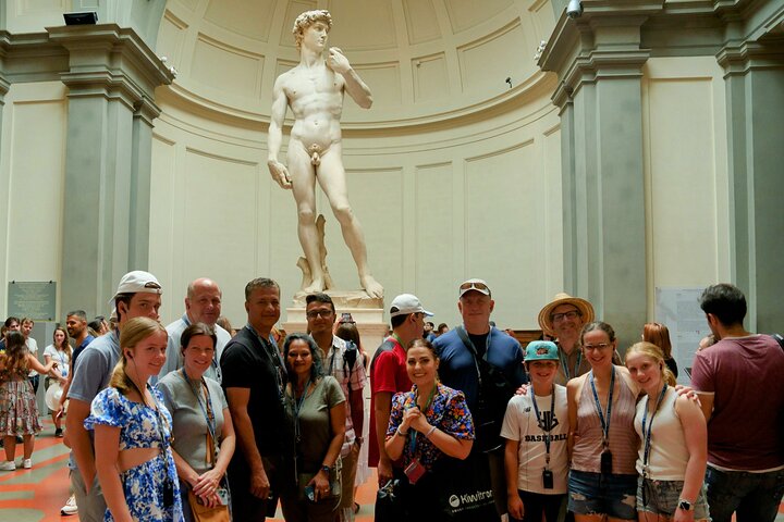 Uffizi & Accademia Timed Entry: Small Group Duomo Walking Tour
