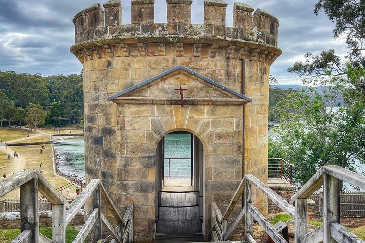 Port Arthur: Ganztägige geführte Tour mit Hafenrundfahrt und Tasman-Nationalpark