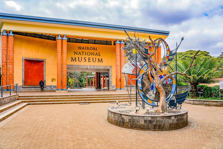 Nairobi Museum, KICC Toren, Kobe Kralen, Bomas Culturele Dansen