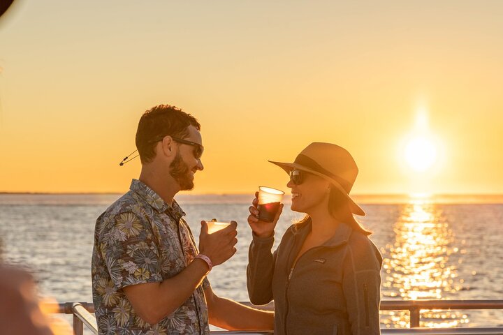 Key West Sunset Cruise: Middag, live musikk og drikkevarer inkludert