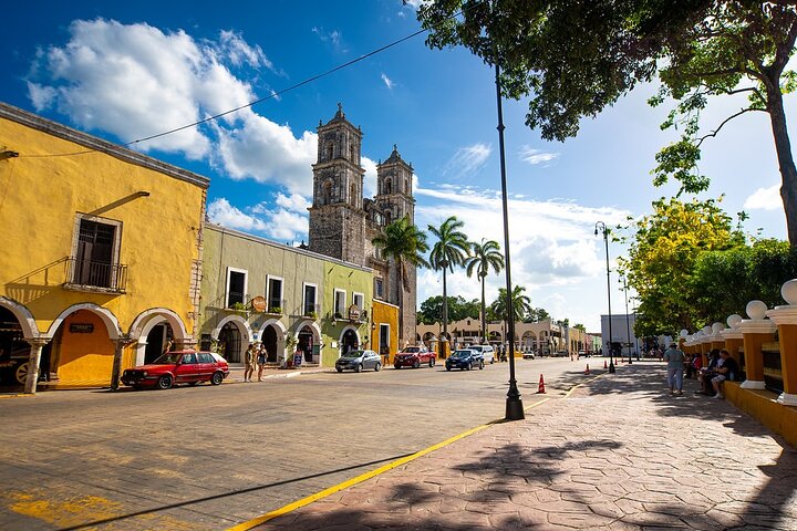Guidad tur till Chichén Itzá och Cenote och Valladolid med lunch