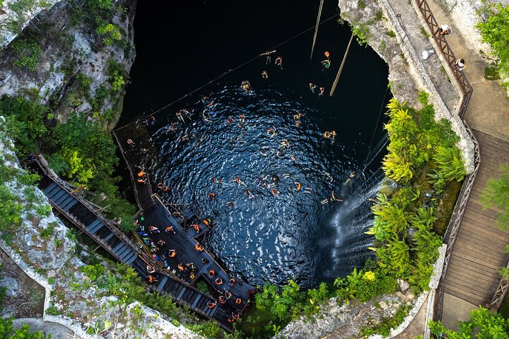 Guidad tur till Chichén Itzá och Cenote och Valladolid med lunch