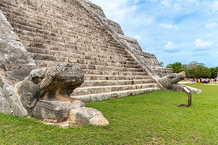 Guidad tur till Chichén Itzá och Cenote och Valladolid med lunch