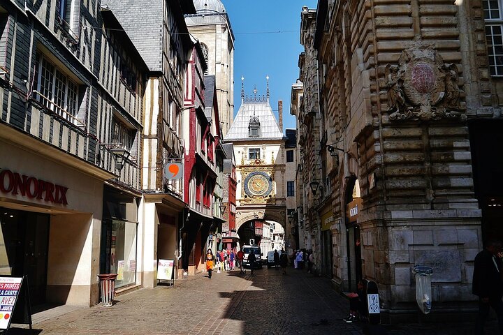Rouen: tour privato a piedi con una guida turistica autorizzata