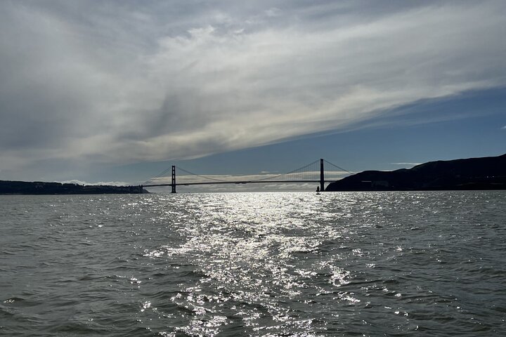 2hr. Esperienza di navigazione privata sulla baia di San Francisco (6 Ospiti)