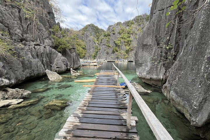 Tour definitivo de la isla de Coron: barco privado y guía turístico