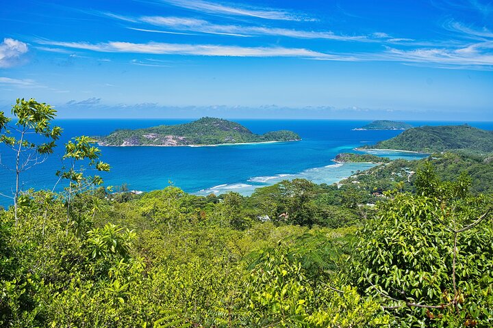 Private ganztägige Mahé-Inseltour für 5-7 Personen
