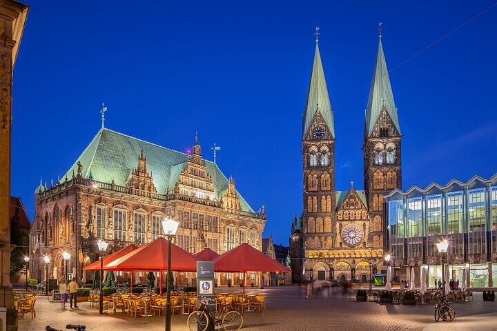Recorrido privado a pie con guía por las atracciones imprescindibles de Bremen