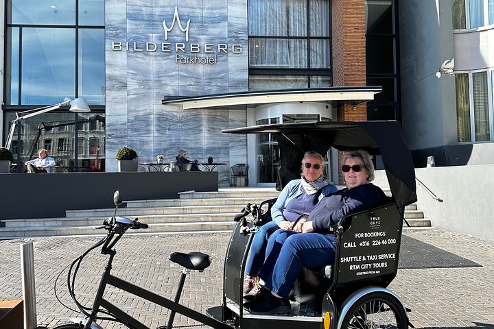 Tour privado en Pedicab/Rickshaw por Rotterdam con un guía local