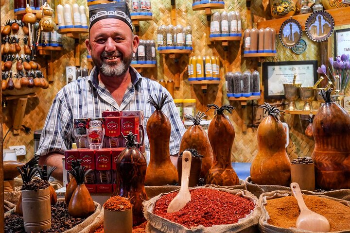Bukhara Old Town Begeleide Tour met 16 iconische haltes