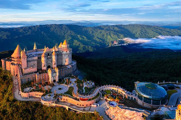 Excursão de dia inteiro de Ba Na Hills - Golden Bridge | Horários de início flexíveis